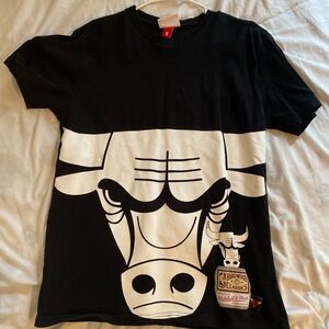 Chicago Bulls Graphic Tee
